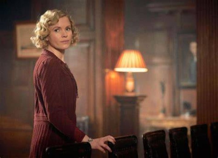 Kate Phillips Net Worth