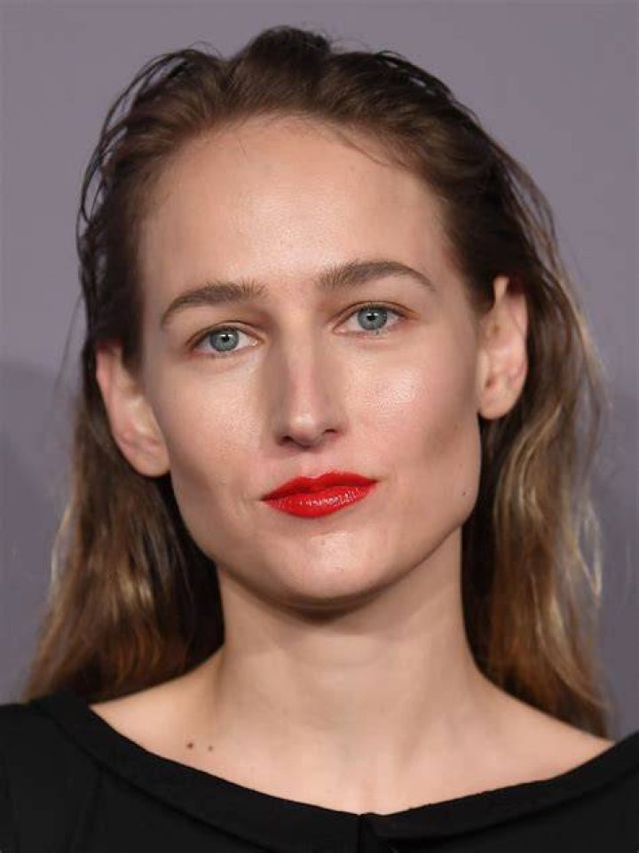 Leelee Sobieski