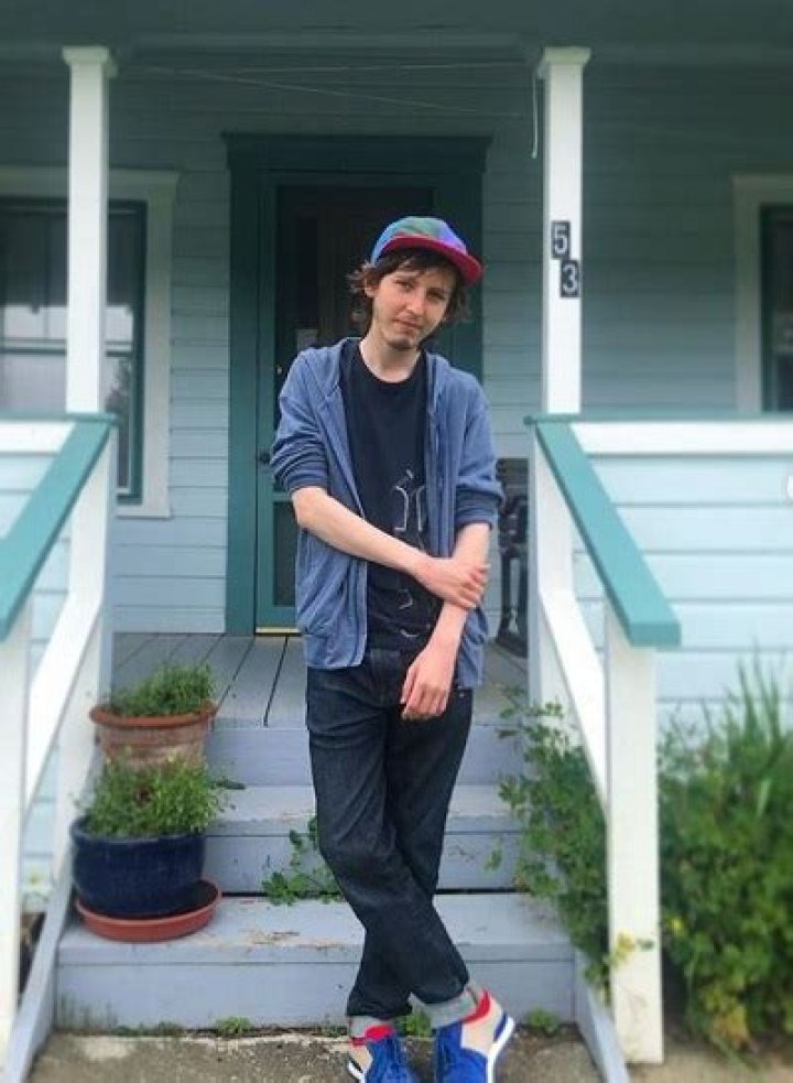 Logan Riley Bruner height is 5 feet 7 inches tall Logan Riley Bruner height is 5 feet 7 inches tall