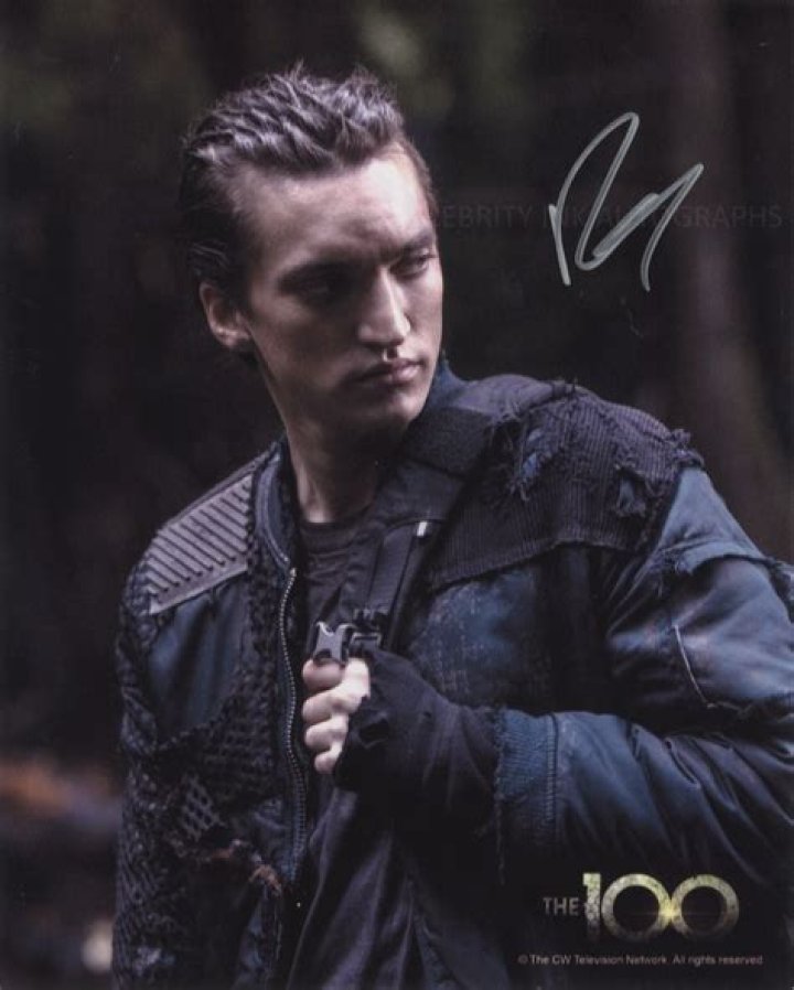 Richard Harmon as John Murphy in the 100 Richard Harmon as John Murphy in the 100